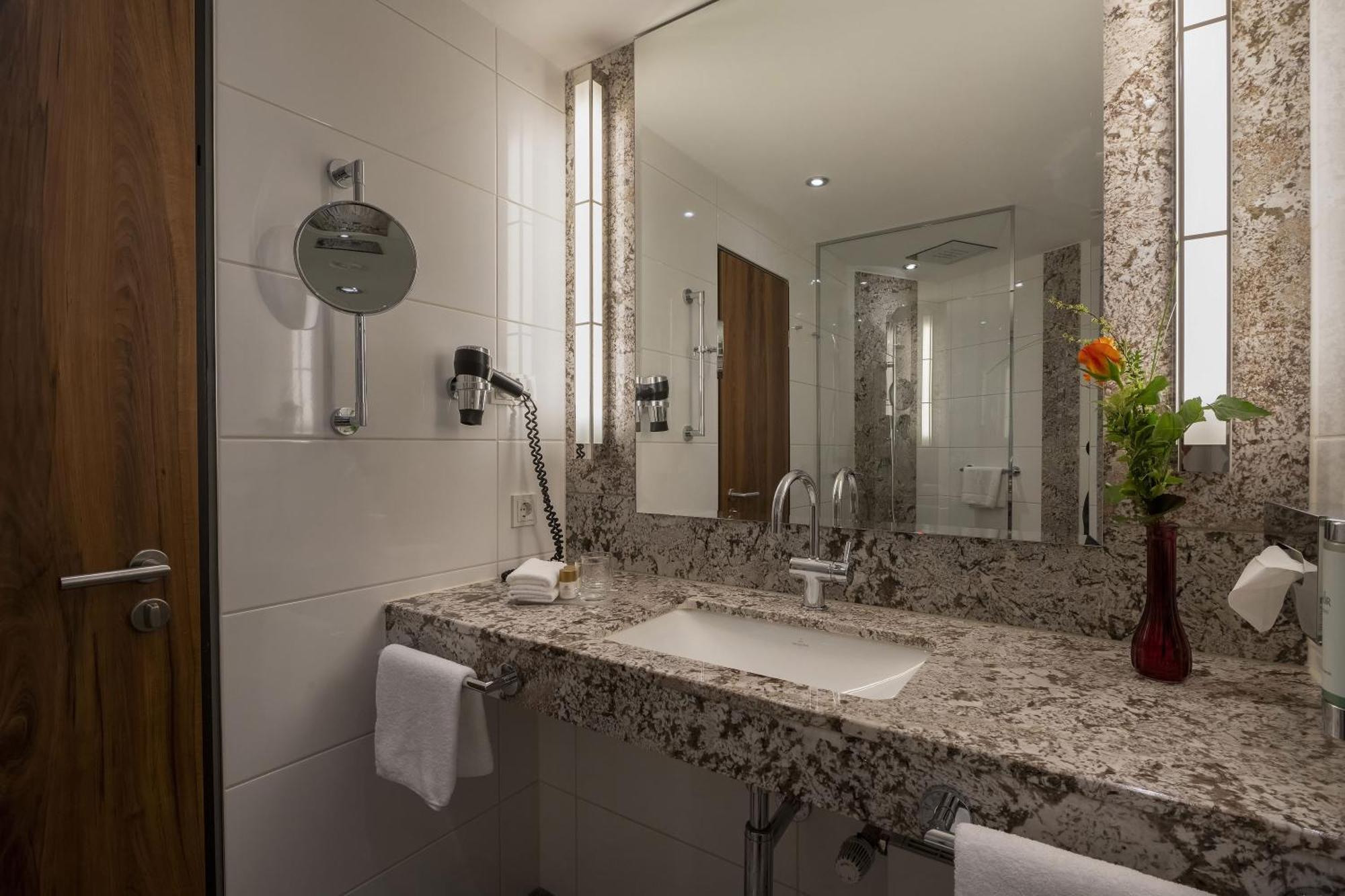 Maritim Hotel Bad Homburg Bad Homburg vor der Hohe Bagian luar foto